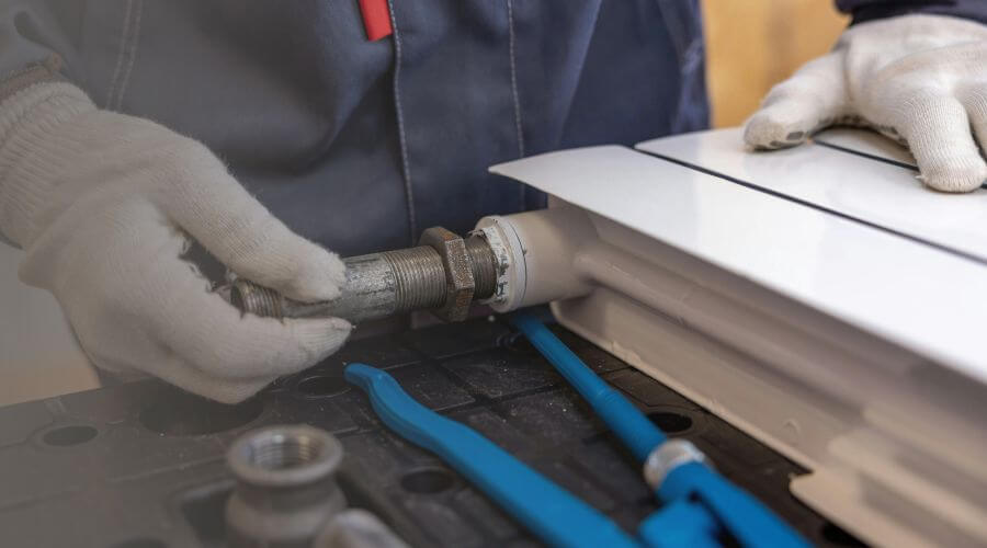 Expert burst pipe repair services in Advance, MO